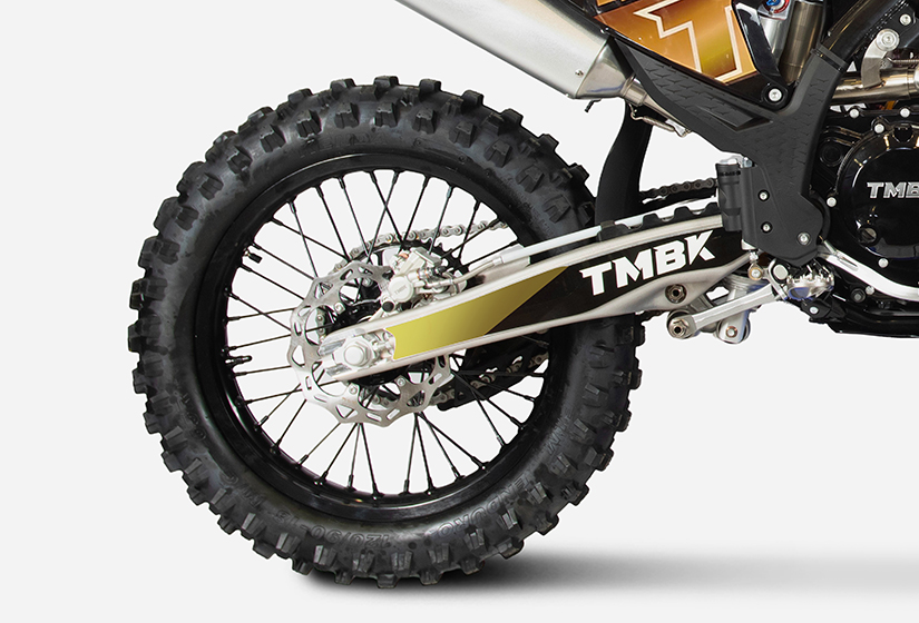 tmbk-revolta-450-black-yellow_04